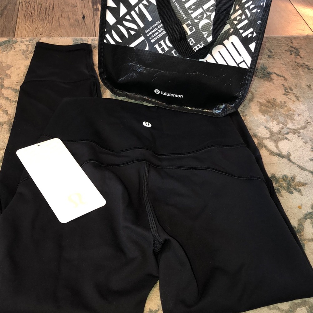 Lululemon In Movement Tight 7/8